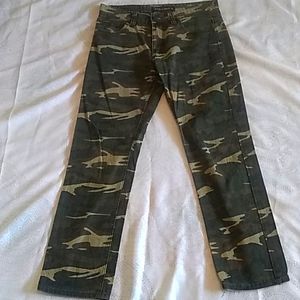 Victorious grunge style camo pants